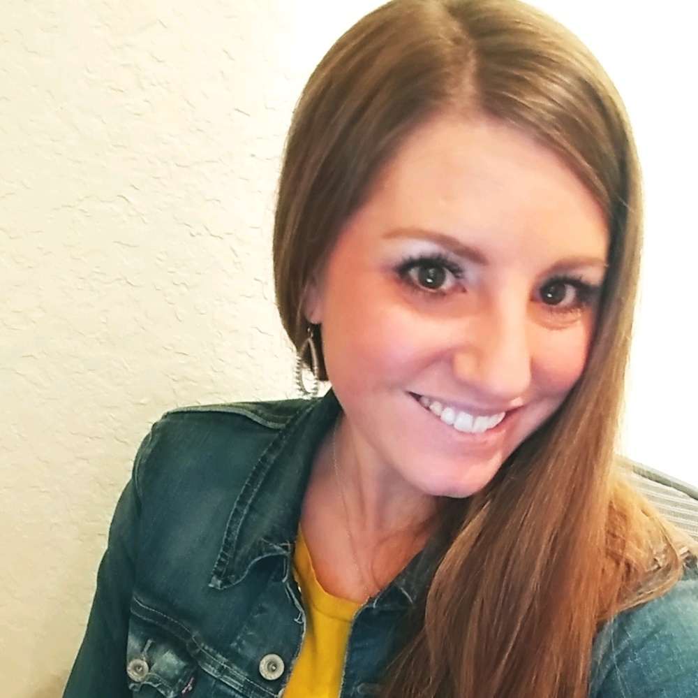 Meet your Posher, Kelli
